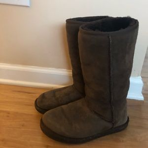 Brown tall UGG boots size 6